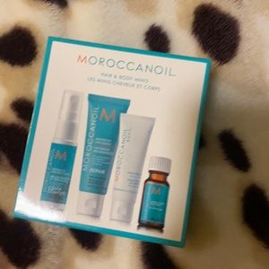 MOROCCANOIL HAIR AND BODY MINIS TRAVEL SET